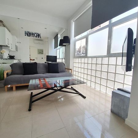 Apartamento Alvarez Малага Екстериор снимка