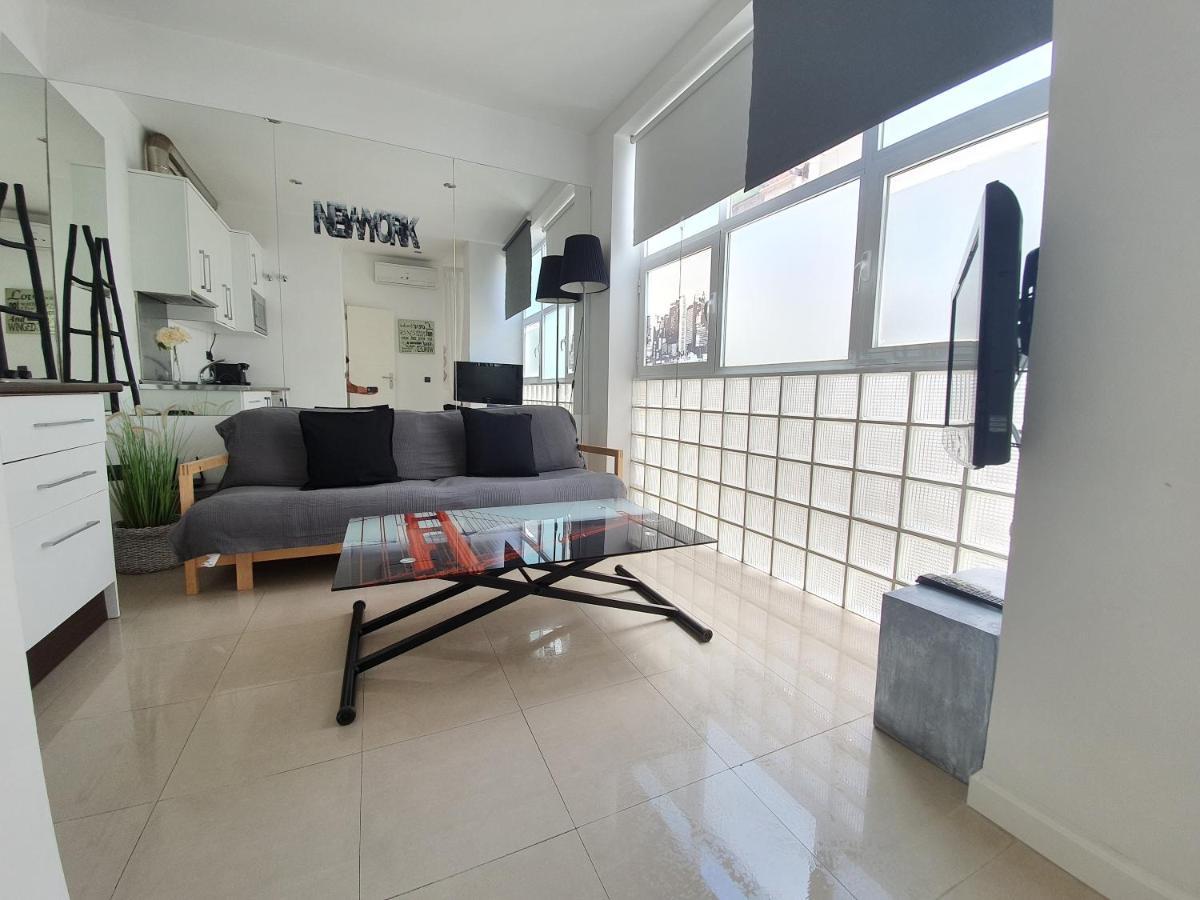 Apartamento Alvarez Малага Екстериор снимка